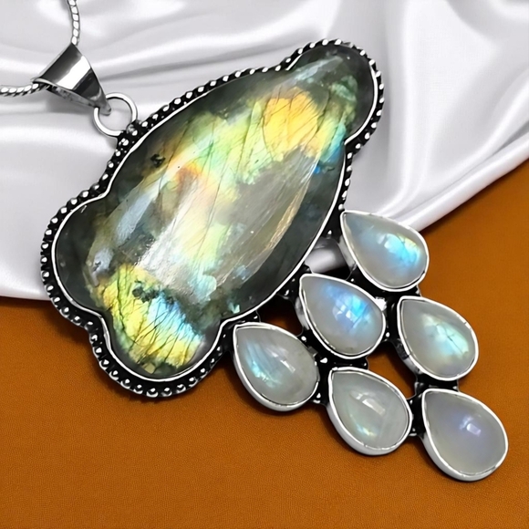 🆕️Labradorite Moonstone Cloud Pendant Necklace 925 Silver Plated | Boho Luxe - Picture 10 of 14